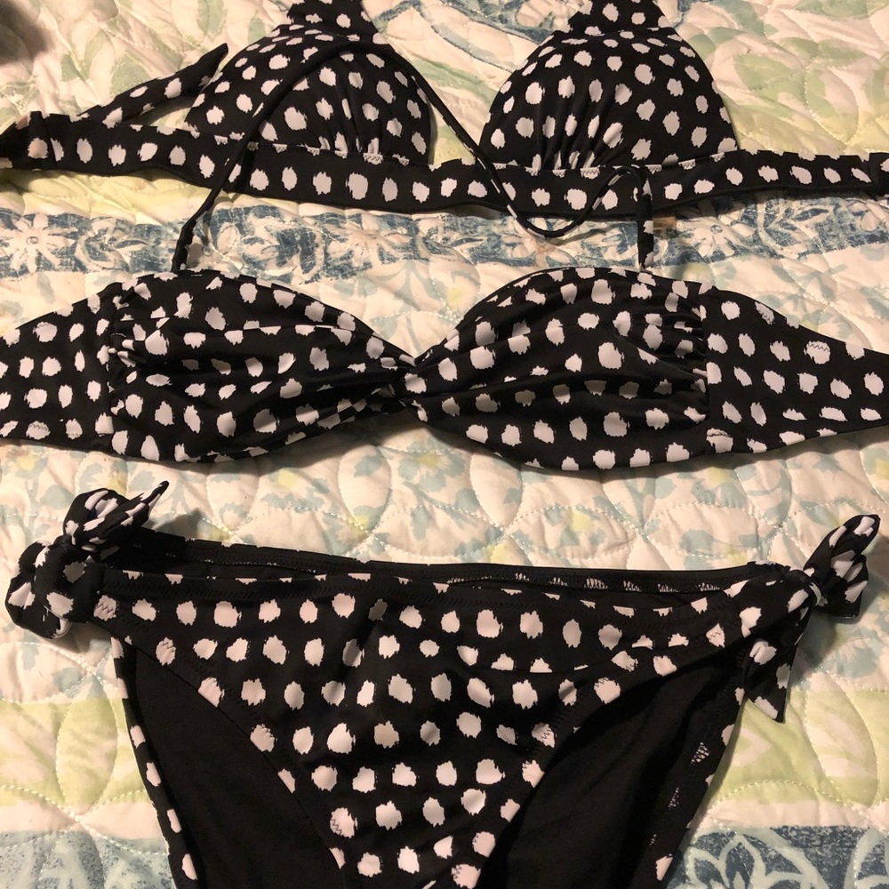 Victoria’s Secret Bikini! 2 tops 1 bottom